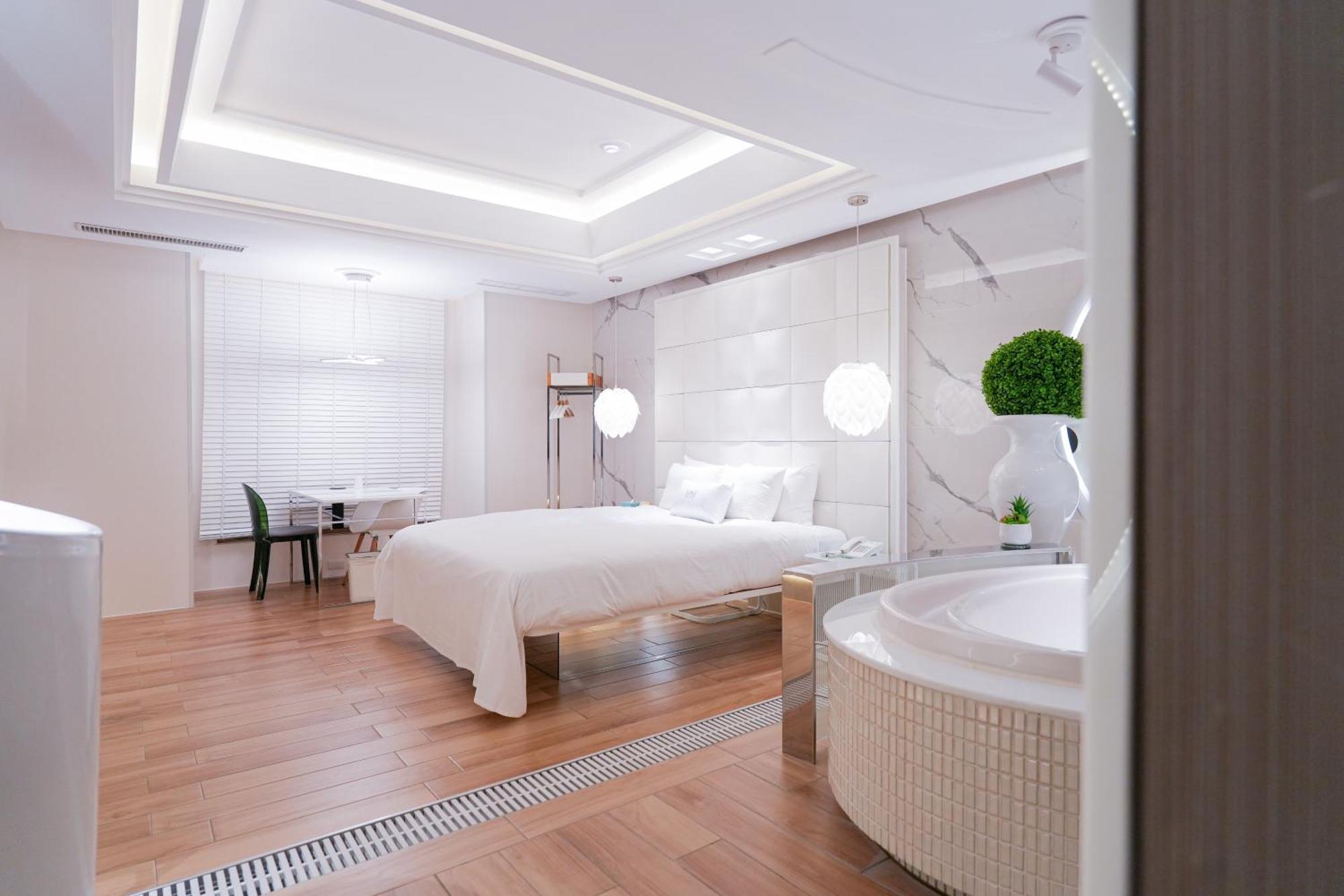 Mmmotel Таоюань Экстерьер фото