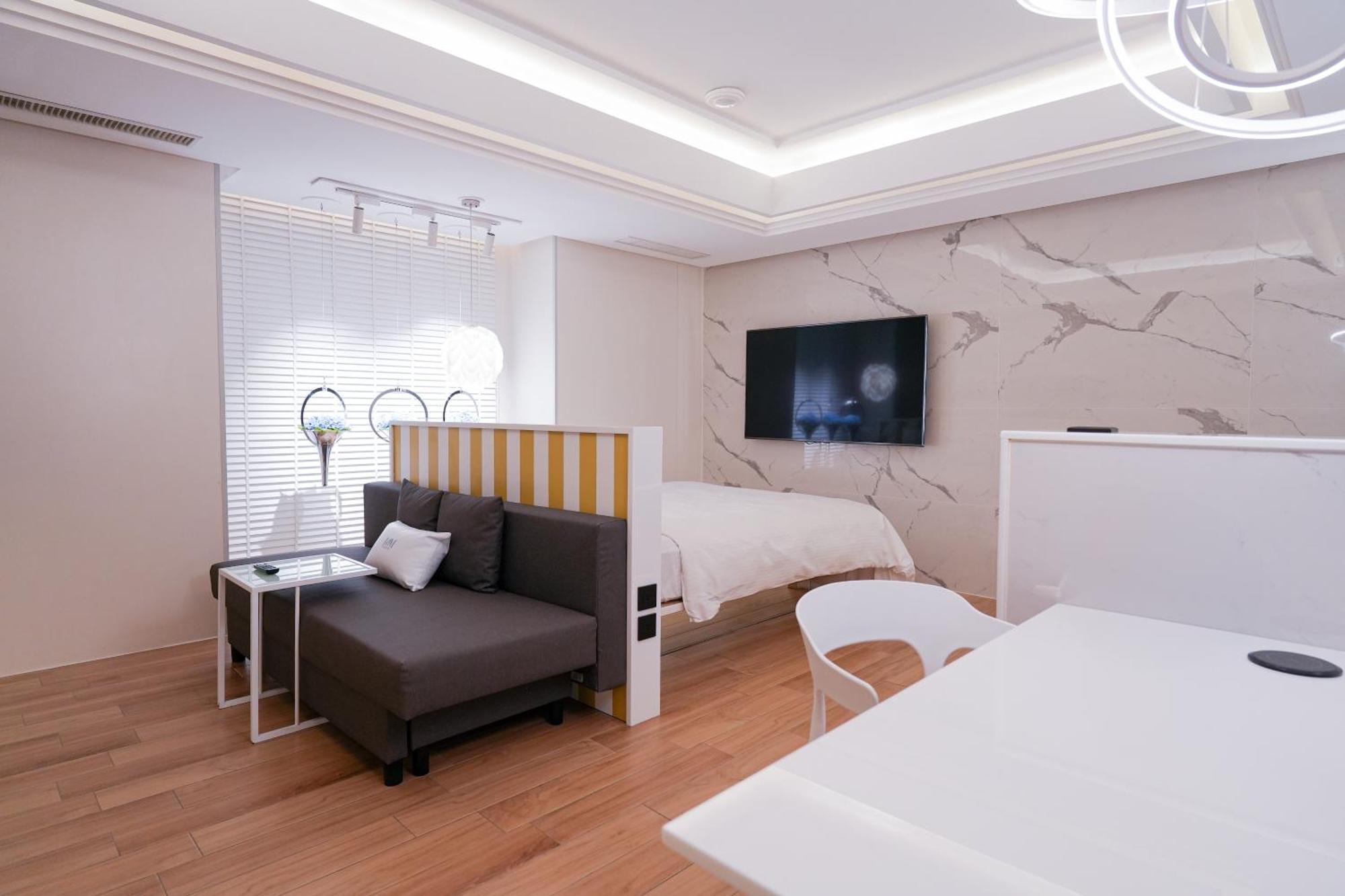 Mmmotel Таоюань Экстерьер фото